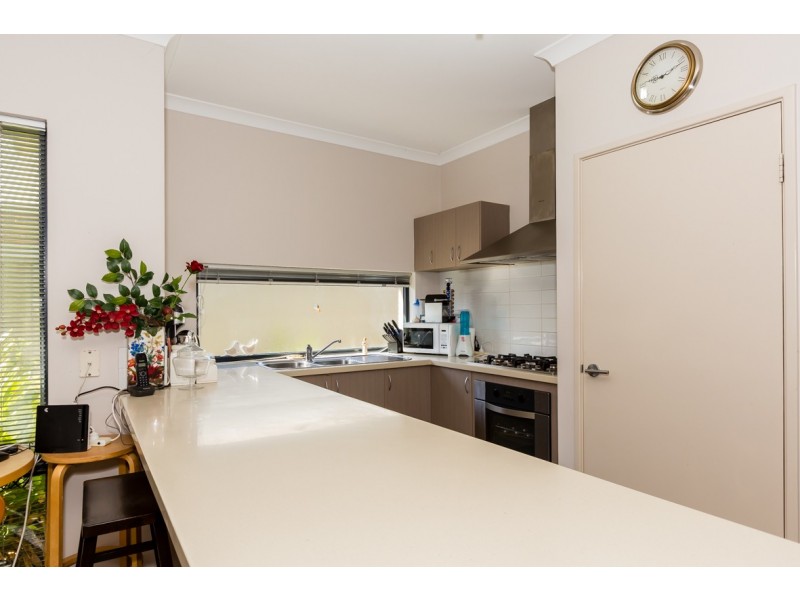 14 Butcherbird Loop, Erskine WA 6210