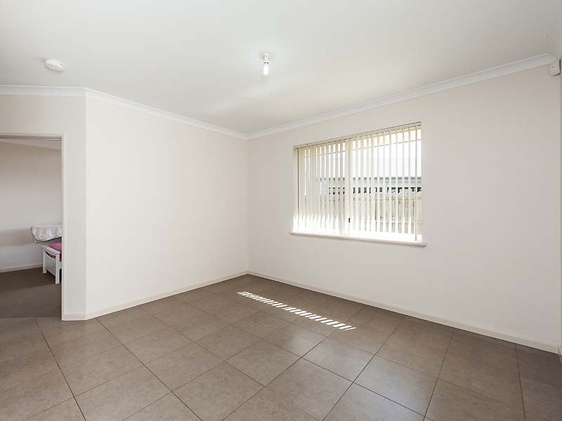 94 Hudson Drive, Dudley Park WA 6210