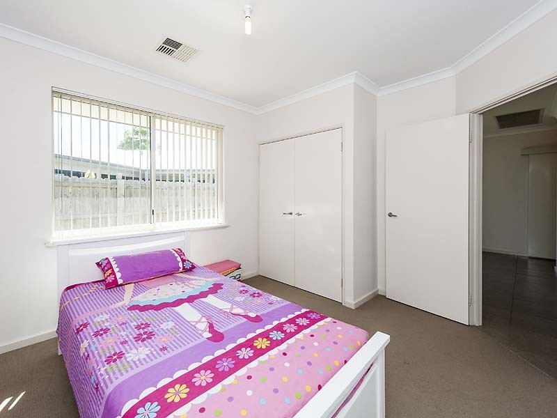 94 Hudson Drive, Dudley Park WA 6210