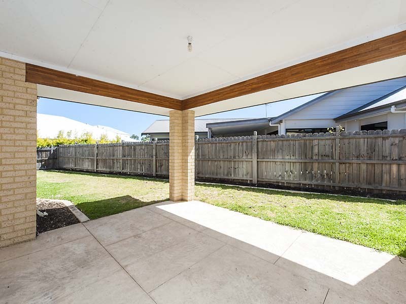 94 Hudson Drive, Dudley Park WA 6210