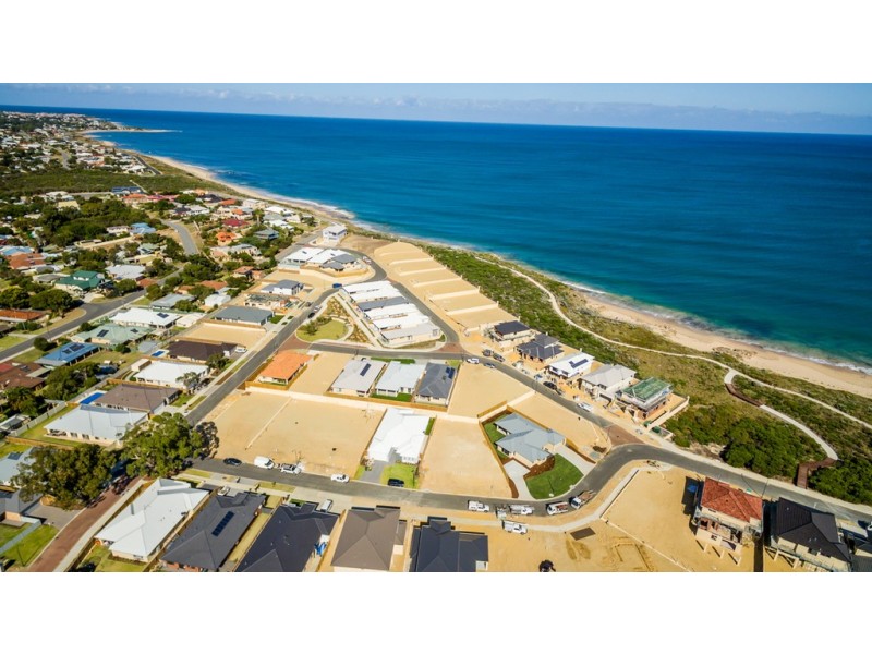 52 Torwood Edge, Halls Head WA 6210