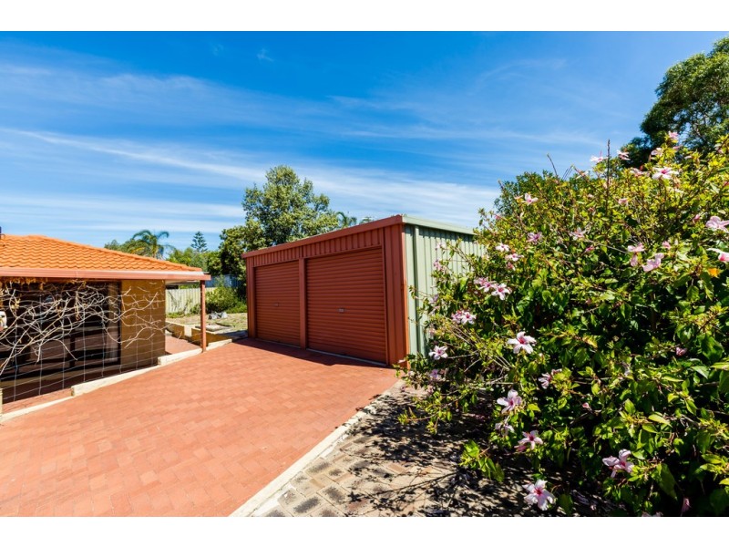 5 Aberdeen Close, Halls Head WA 6210
