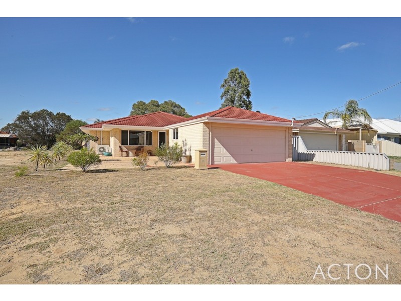 32 Willow Gardens, South Yunderup WA 6208