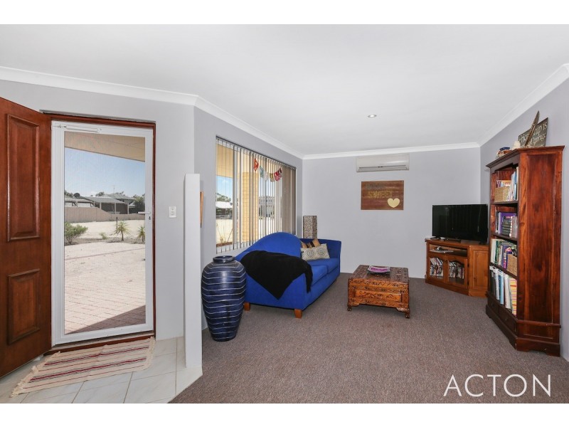 32 Willow Gardens, South Yunderup WA 6208