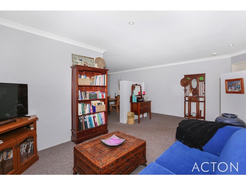 32 Willow Gardens, South Yunderup WA 6208