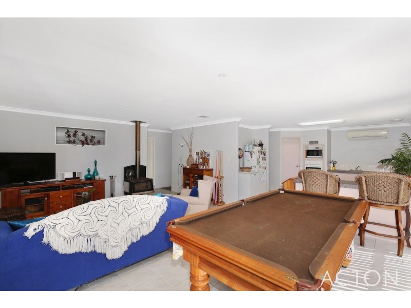 32 Willow Gardens, South Yunderup WA 6208