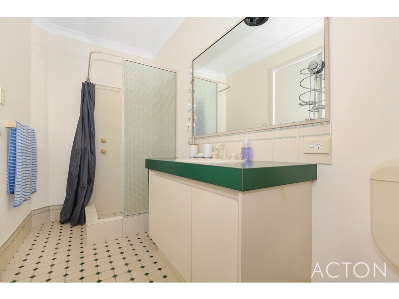32 Willow Gardens, South Yunderup WA 6208