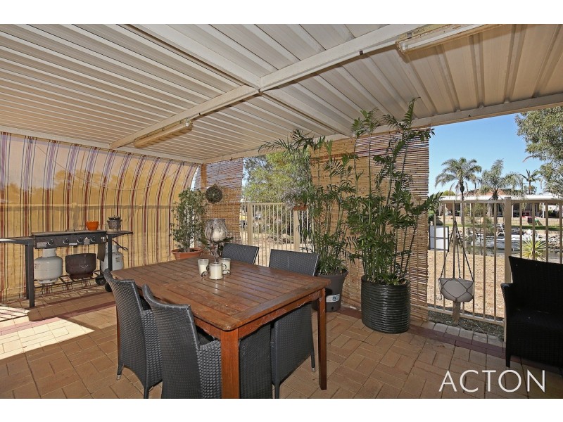 32 Willow Gardens, South Yunderup WA 6208