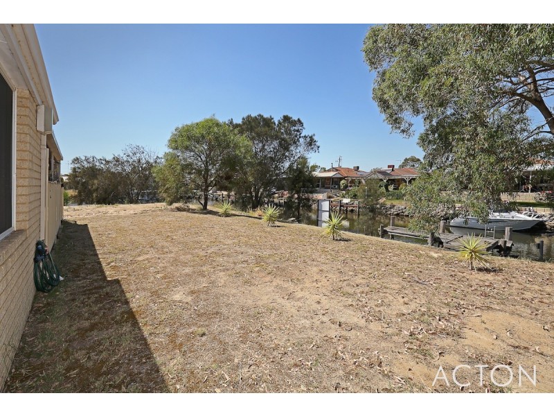 32 Willow Gardens, South Yunderup WA 6208