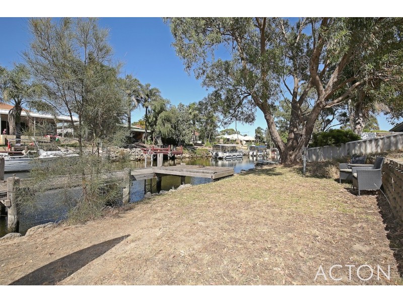 32 Willow Gardens, South Yunderup WA 6208