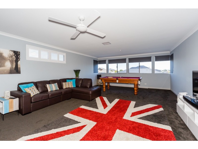 30 Erins Isle, Dudley Park WA 6210