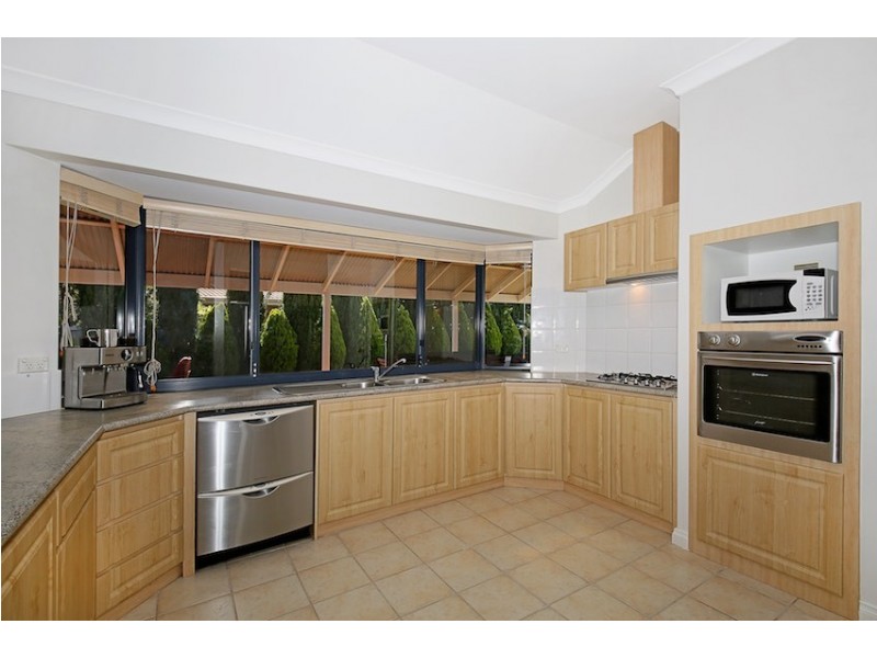 1 Magnolia Rise, Halls Head WA 6210