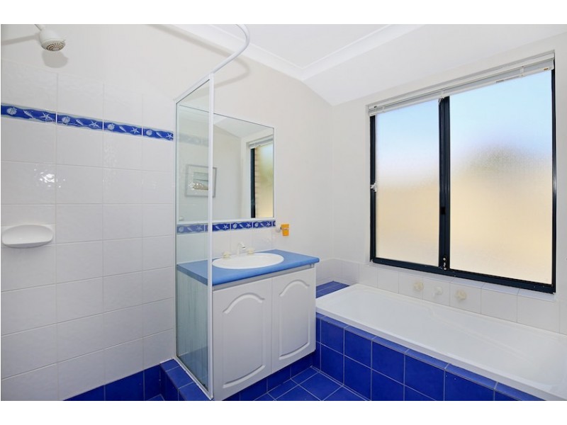 1 Magnolia Rise, Halls Head WA 6210