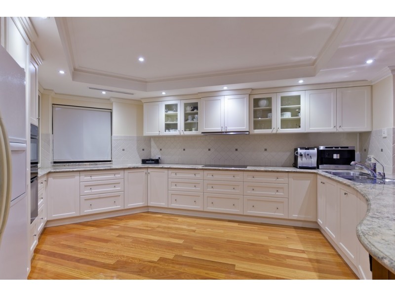 10 Santavea Mews, Halls Head WA 6210
