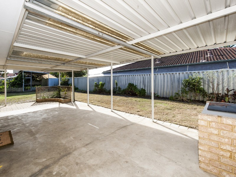 4 Tacoma Loop, Dudley Park WA 6210