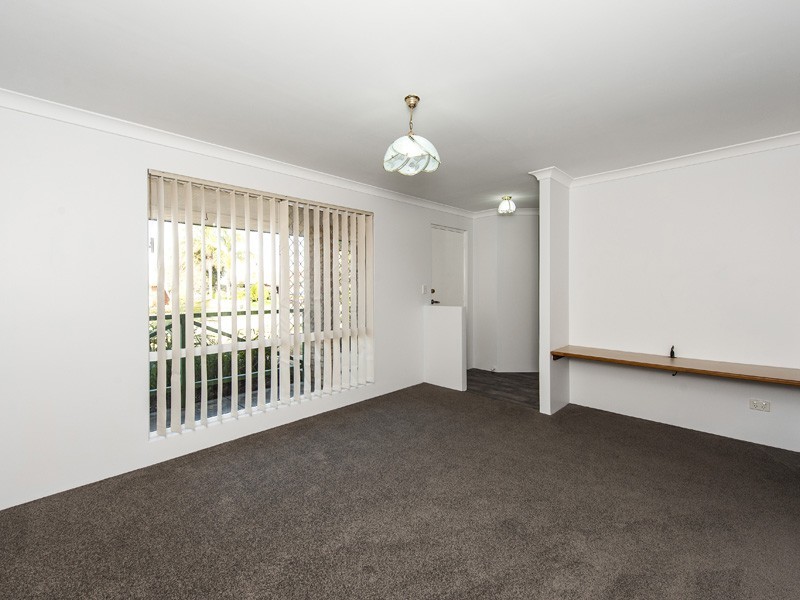 4 Tacoma Loop, Dudley Park WA 6210