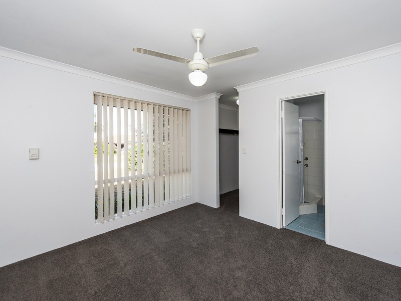 4 Tacoma Loop, Dudley Park WA 6210