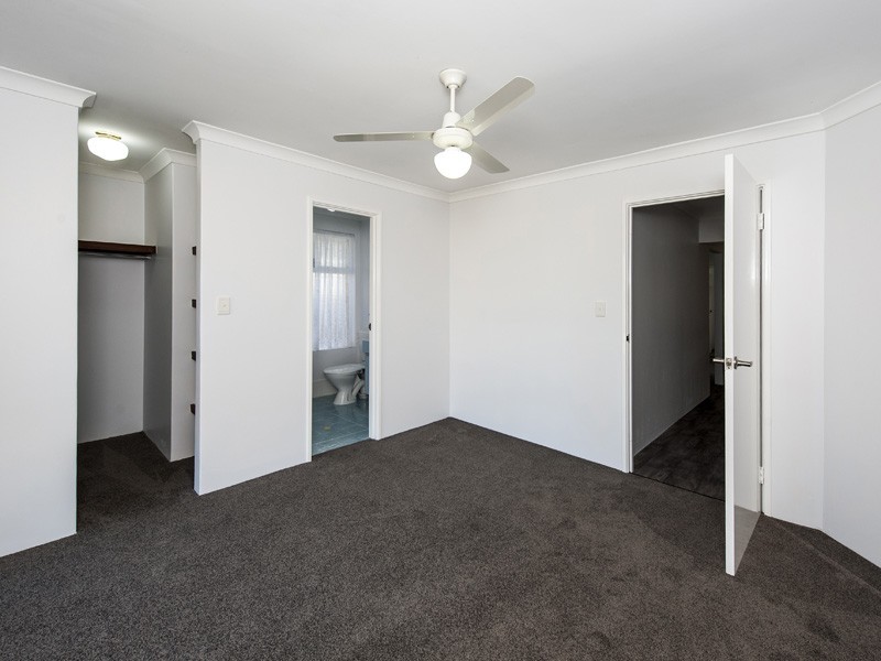 4 Tacoma Loop, Dudley Park WA 6210