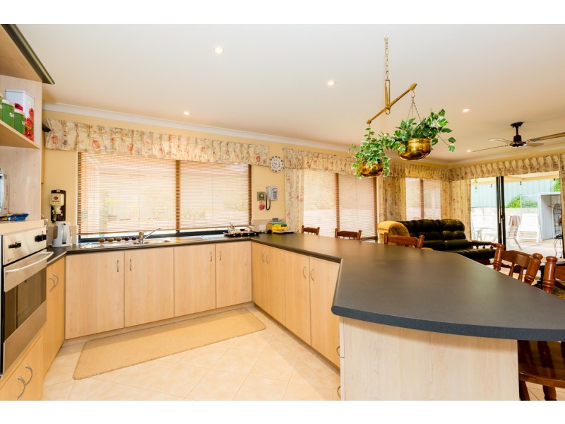 29 Allendale Crescent, Dawesville WA 6211