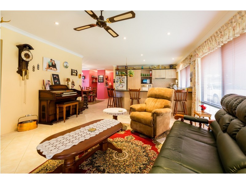 29 Allendale Crescent, Dawesville WA 6211