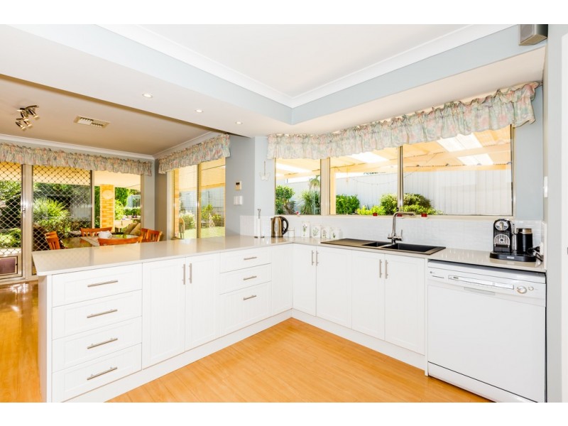 11 Inneston Place, Dawesville WA 6211