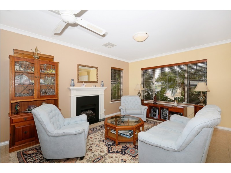 44 Beachview Court, Wannanup WA 6210