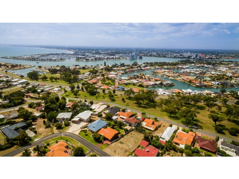 14a Dalrymple Terrace, Halls Head WA 6210