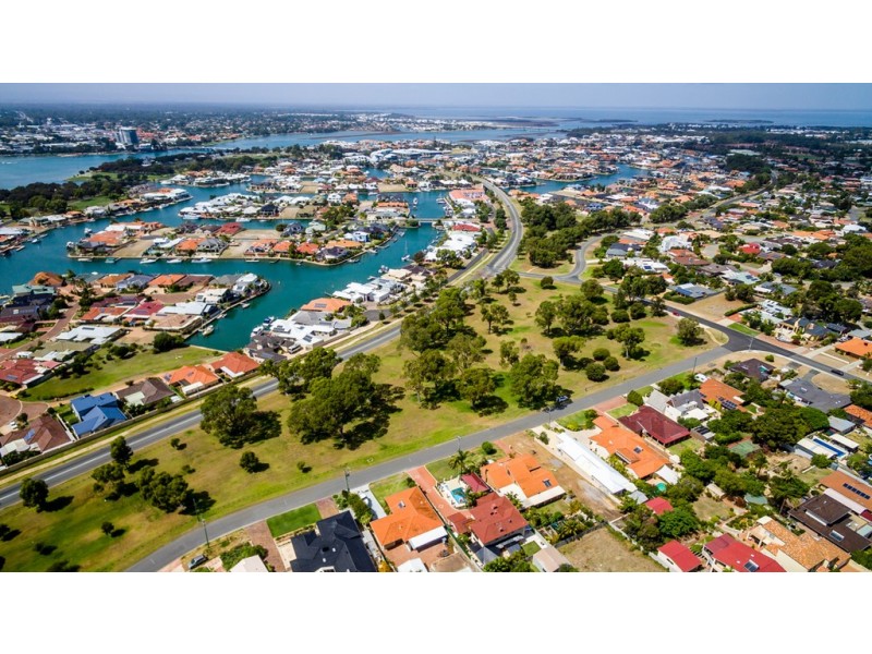 14a Dalrymple Terrace, Halls Head WA 6210