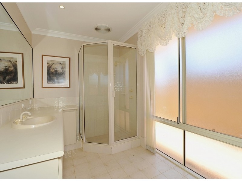 9 Condor Mews, Halls Head WA 6210