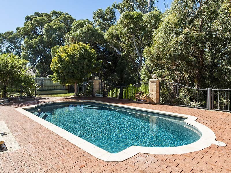 17 Mayfair Mews, Meadow Springs WA 6210