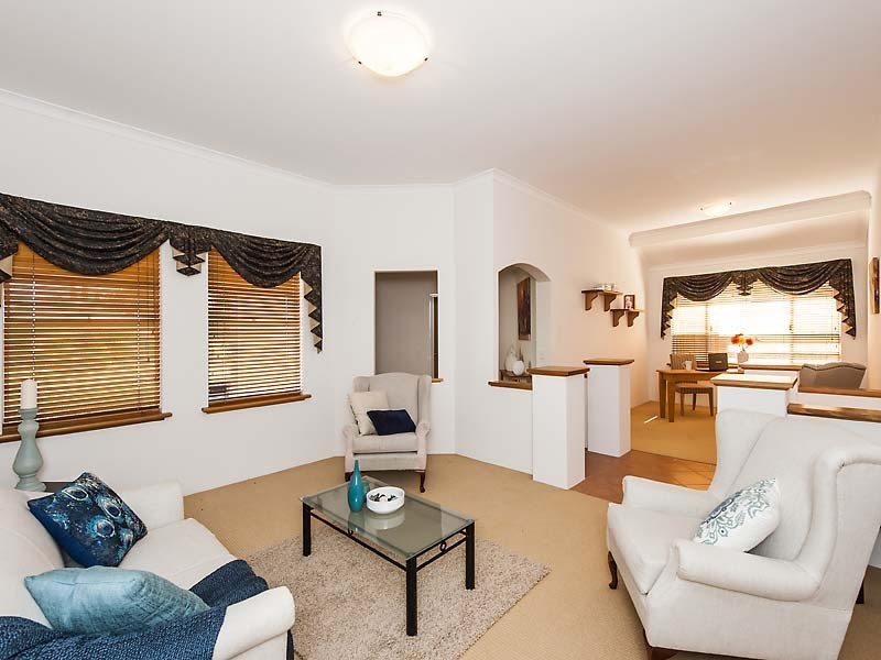17 Mayfair Mews, Meadow Springs WA 6210