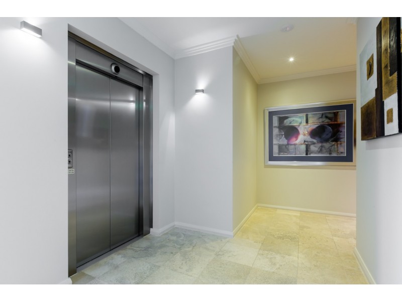 1/18 Cannaregio Square, Mandurah WA 6210