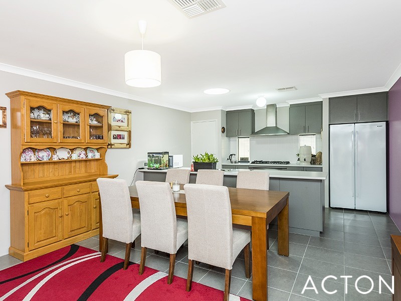 42A Leslie Street, Dudley Park WA 6210