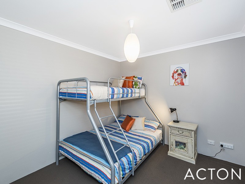 42A Leslie Street, Dudley Park WA 6210