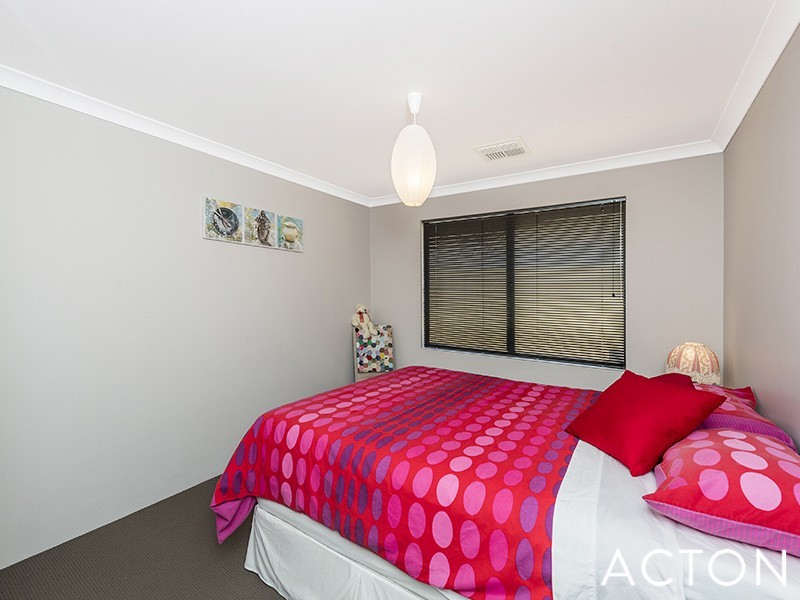 42A Leslie Street, Dudley Park WA 6210