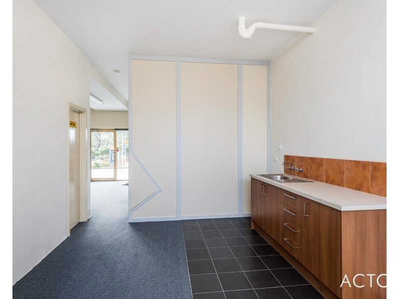 54 Mclarty Road, Halls Head WA 6210