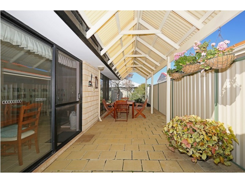 7 Black Swan View, Dudley Park WA 6210