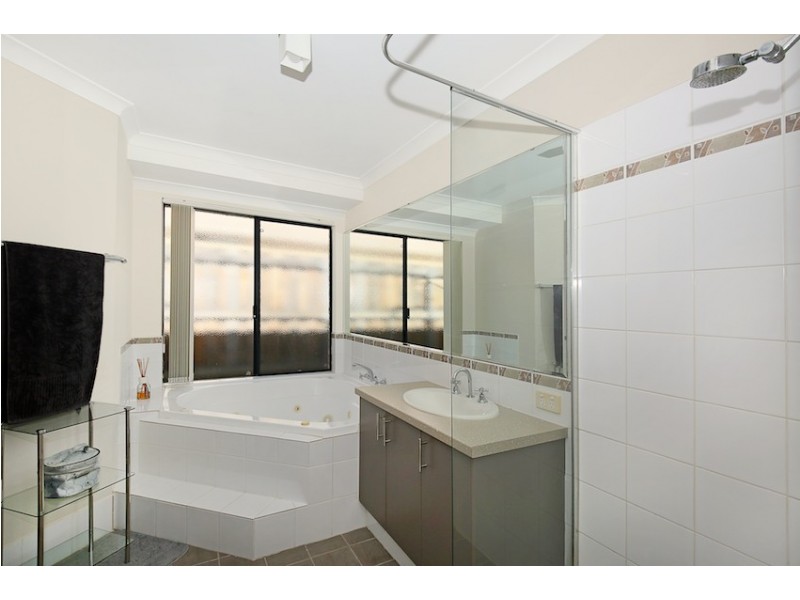 20 Scarab Court, Halls Head WA 6210