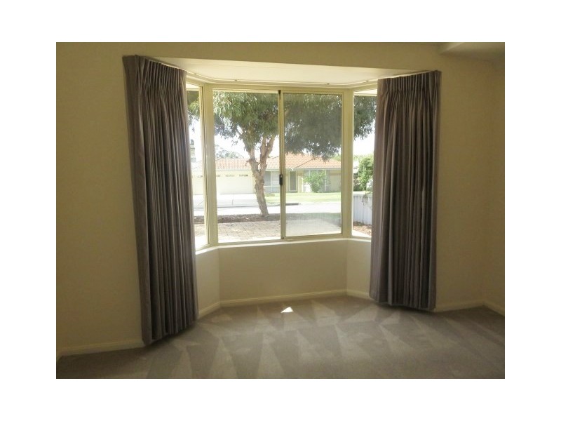 14 Manya Way, Greenfields WA 6210