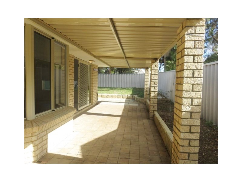 14 Manya Way, Greenfields WA 6210