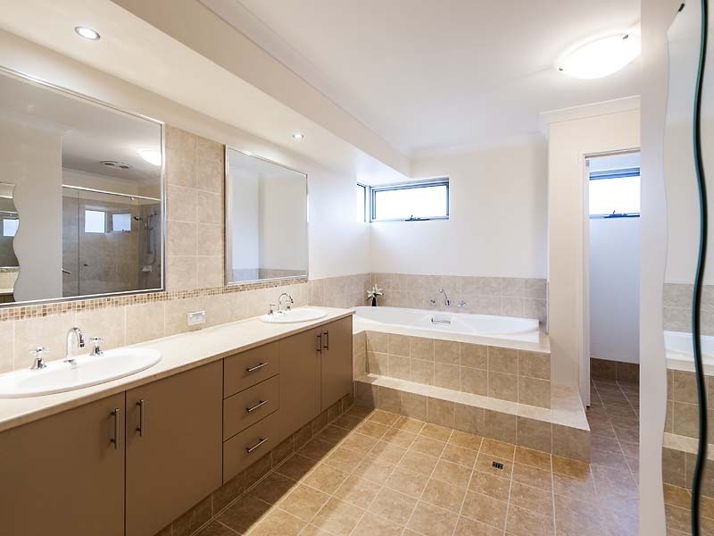 15 Warrior Boulevard, Pinjarra WA 6208