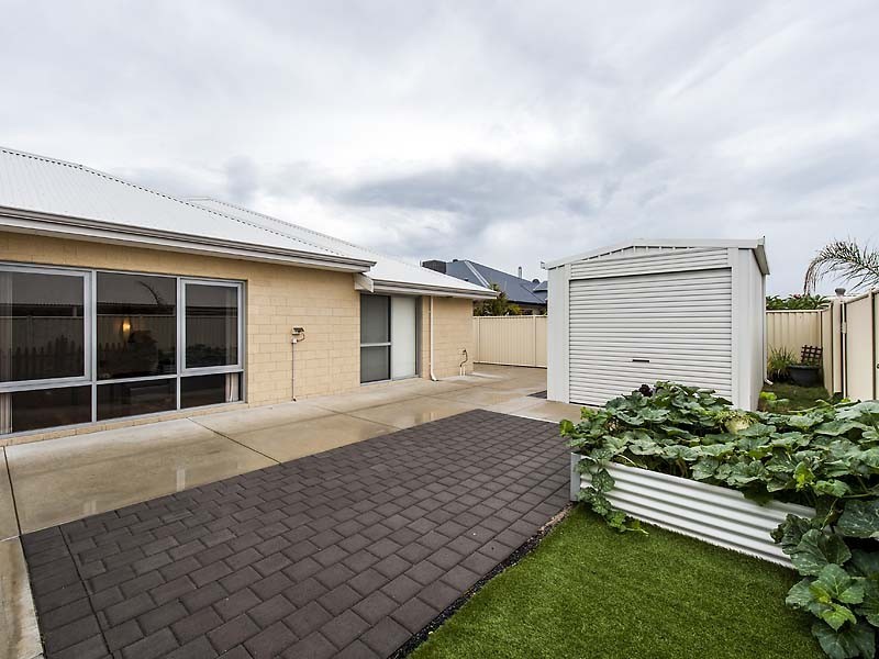 15 Warrior Boulevard, Pinjarra WA 6208