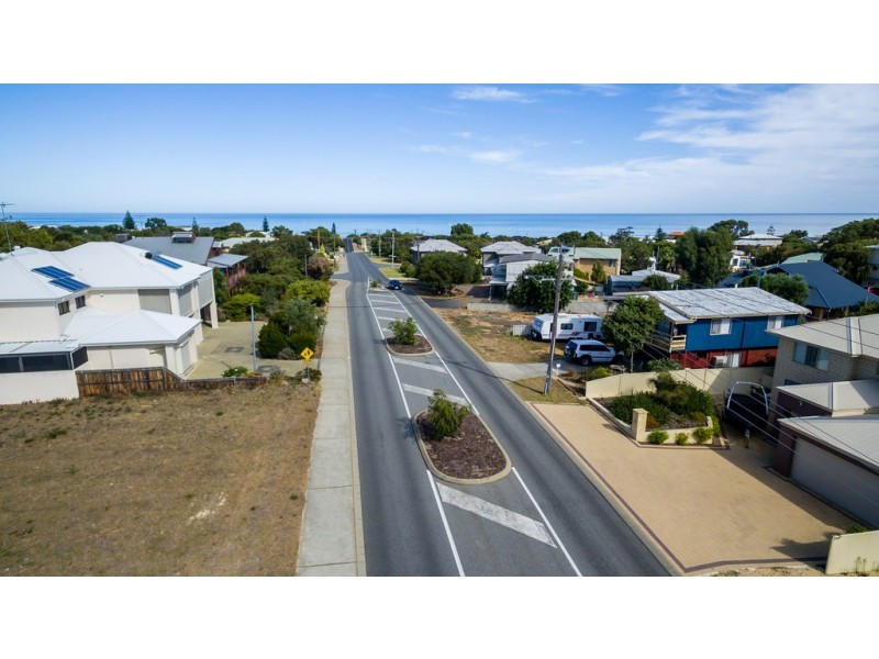 33 Yeedong Road, Falcon WA 6210