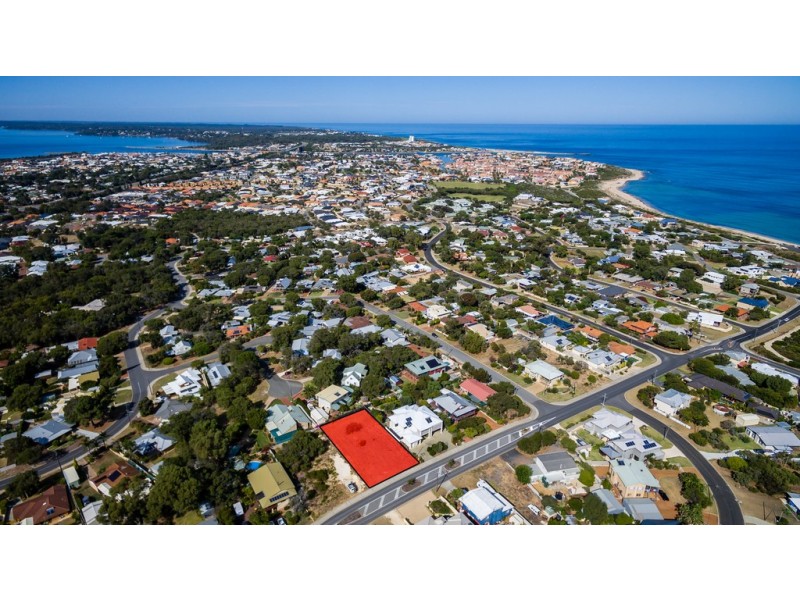33 Yeedong Road, Falcon WA 6210