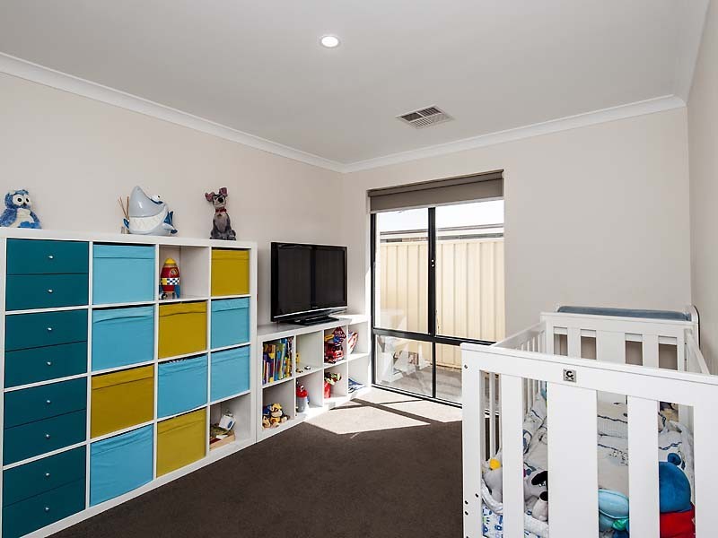 9 Chieftain Pass, Madora Bay WA 6210