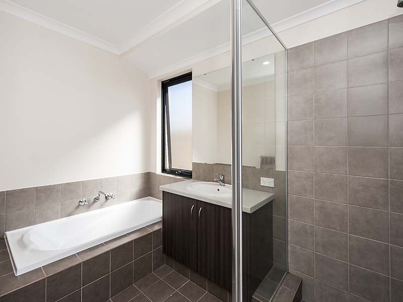 9 Chieftain Pass, Madora Bay WA 6210