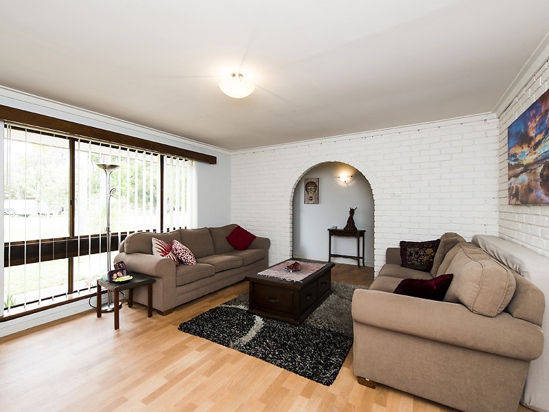 4 Duncan Road, Coodanup WA 6210