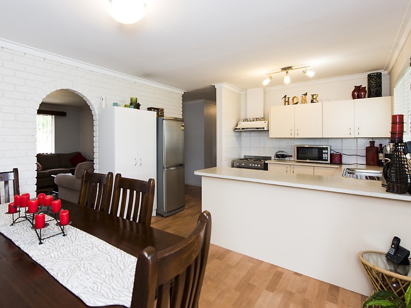 4 Duncan Road, Coodanup WA 6210