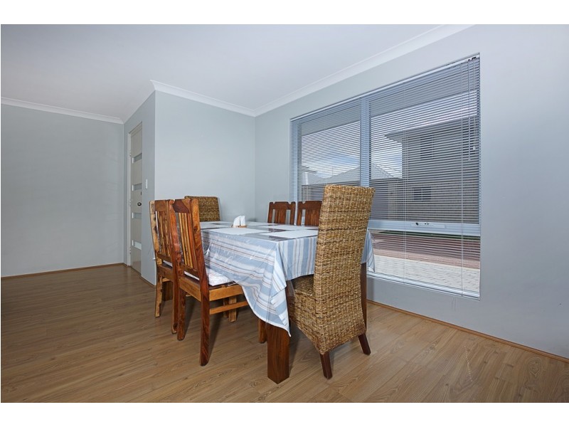 58 Leisure way, Halls Head WA 6210