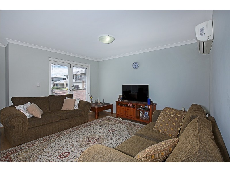 58 Leisure way, Halls Head WA 6210